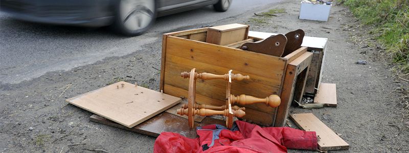  fly tipping on road side